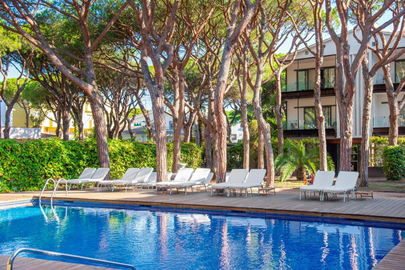 Nm Suites By Escampa Hotels Platja d'Aro Ngoại thất bức ảnh