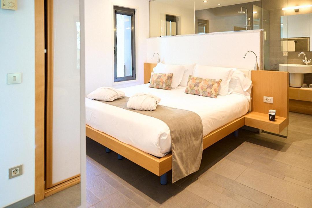 Nm Suites By Escampa Hotels Platja d'Aro Ngoại thất bức ảnh